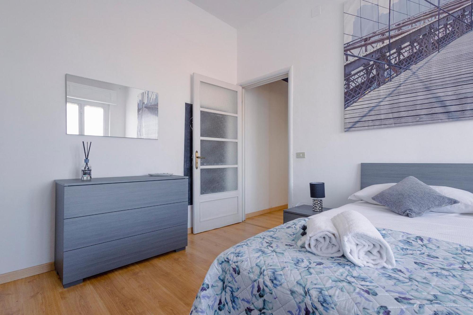 "L'Attico Bianco" City View 10 M A Piedi Dal Mare Savona Eksteriør billede