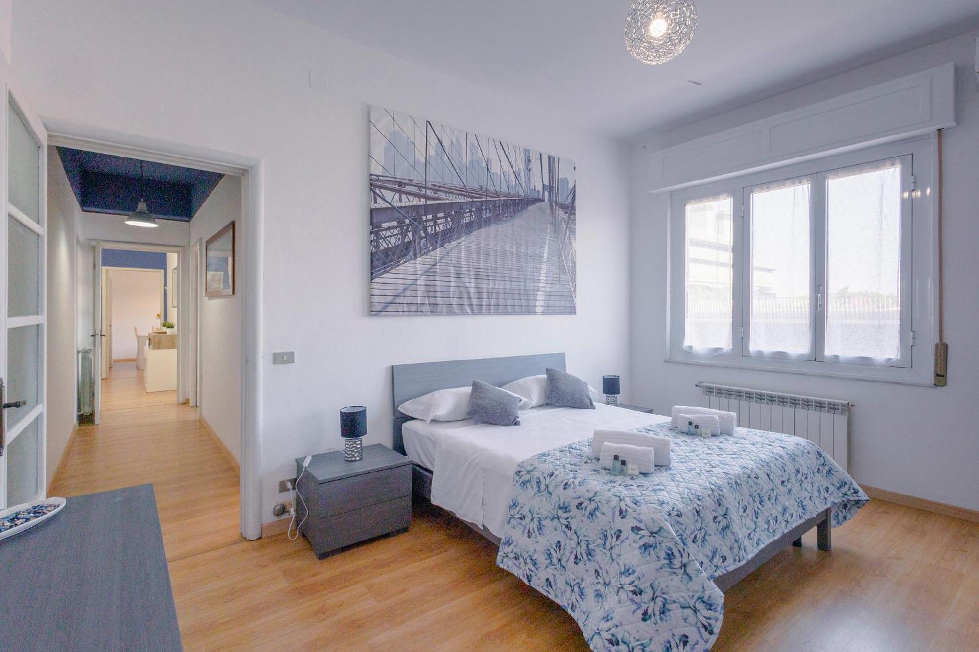"L'Attico Bianco" City View 10 M A Piedi Dal Mare Savona Eksteriør billede